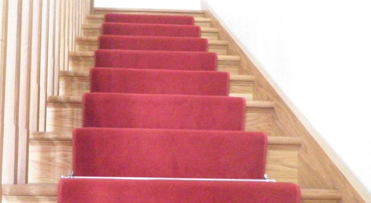 Stair runner luxury red Louis de Poortere